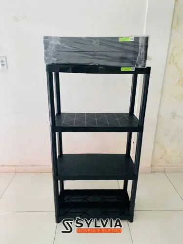 Estante de plástico