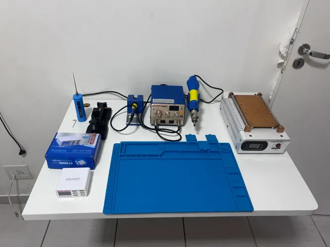 Equipamentos manutenção de telefones
