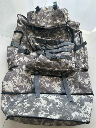 Mochila de trilha escalada camping viagem etc  100 litros 