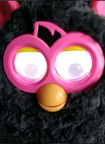 Furby rosa punk 2* geração 