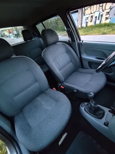 Renault Clio Authentique Hi-flex 1.0 16V 5P 2008