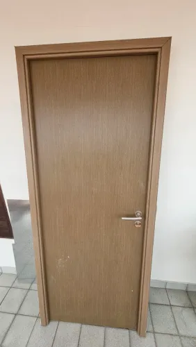 Porta padrão 80c x 2.10m
