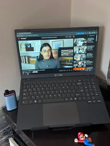 Notebook Ultra Slim - Ideal para Estudos e Trabalho (SSD + Bateria Ok)