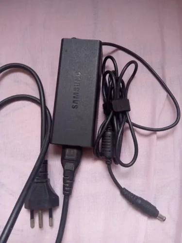 Carregador de Notebook Samsung original