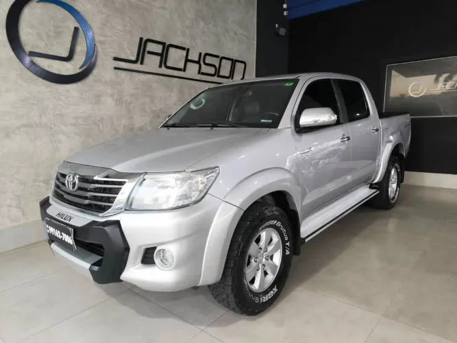 Toyota Hilux CD SRV 4X4 2.7 Flex 16V Aut. 2013
