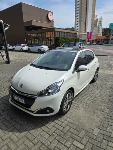 Peugeot 208 Griffe 1.6 Flex 16V 5P Aut. 2018