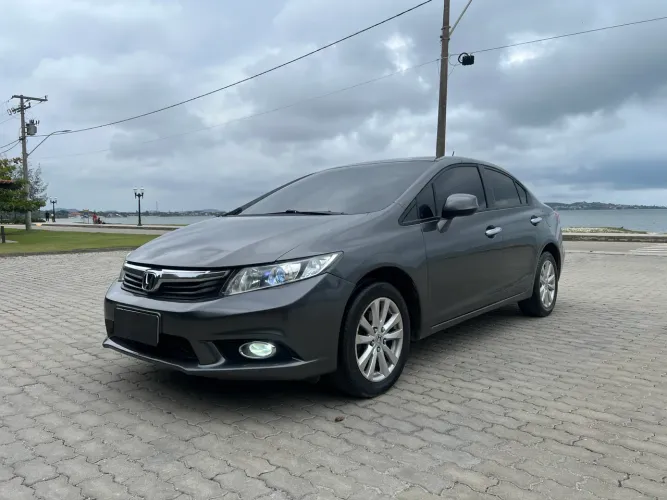 Honda Civic Sedan LXS 1.8/1.8 Flex 16V Aut. 4P 2013