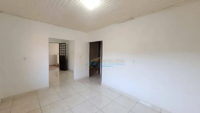 Casa com 2 dormitórios para alugar por R$ 1.500,00/mês - Alto Alegre - Cascavel/PR