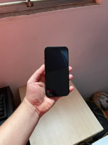 iPhone 15 128GB 
