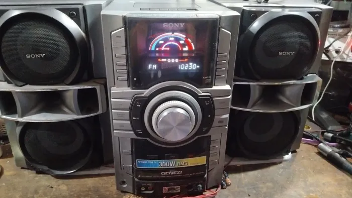 Sitem Sony MHC GT 222. Funcionando.
