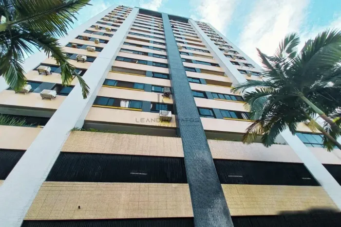 Apartamento para Venda em Salvador, Pituba, 3 dormitórios, 1 suíte, 3 banheiros, 2 vagas