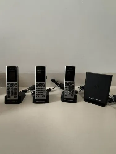 Kit 3 Telefones Grandstream DP722