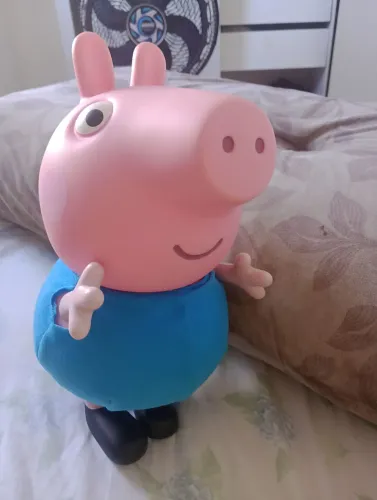 Boneco original George pig