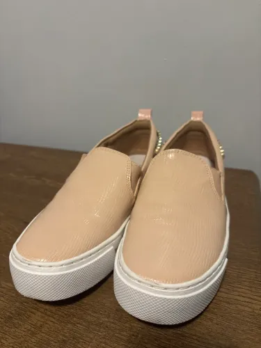 Tênis feminino