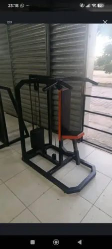 Máquinas de musculação
