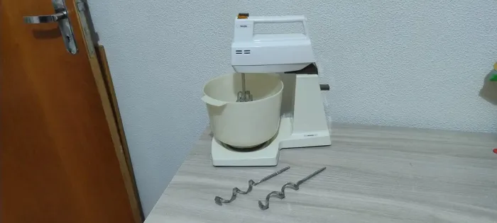 Batedeira Walita - Ri3109/10 - Antiga anos 70