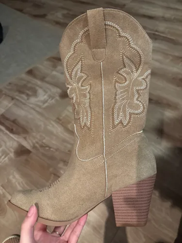 Bota country