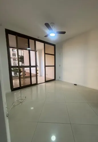 Barramares - Posto 4 da praia. Apartamento com maior planta de 2 quartos:92M2
