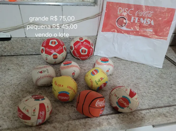 Bolas da Coca Cola