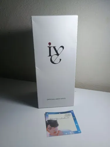 Lightstick oficial IVE ver.1