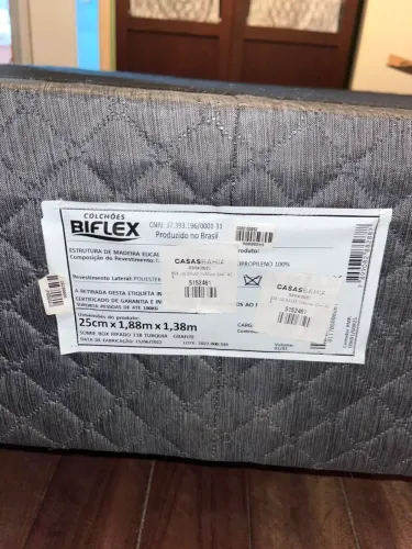 Cama Box Casal Biflex + Colchão Turquia 1,38 x 1,88 + Mola Ensacada - Excelente Estado!