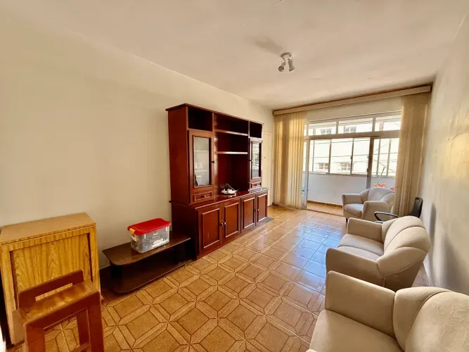 Imóvel para venda possui 85 metros quadrados com 3 quartos em Ponta da Praia - Santos - SP