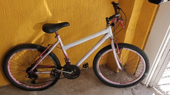 Vende bicicleta aro 24