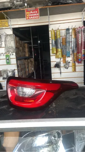 Lanterna fiat toro lado direito 22/23