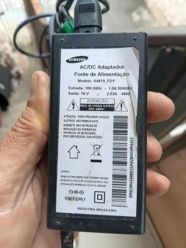 Vende-se essa fonte para TV 19 v