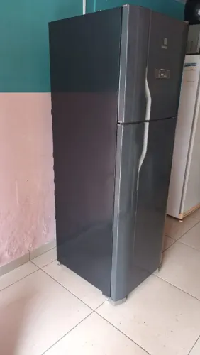 Geladeira Frost Free Electrolux 