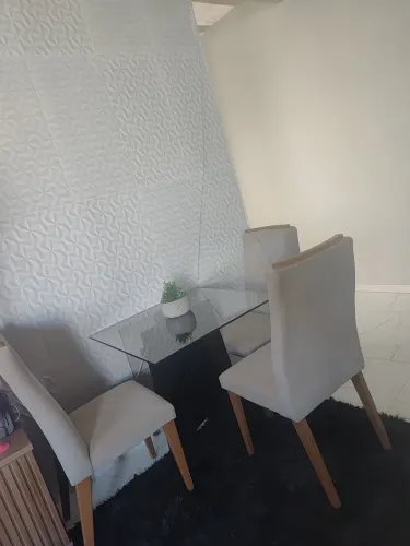 Cadeira de jantar nova