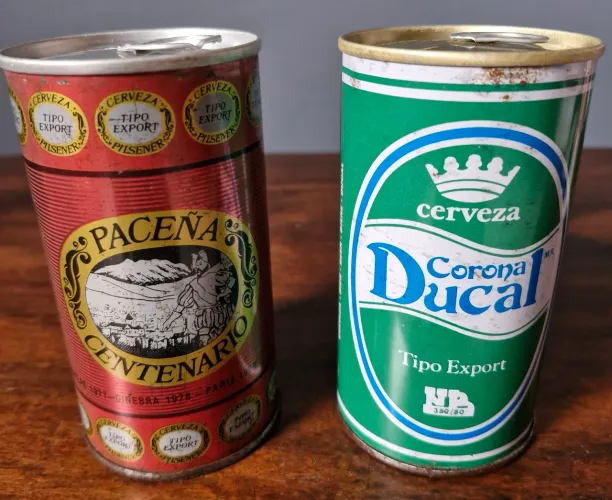 2 Cervejas Antigas em Latas de ferro. Cervejaria Boliviana. Década de 70.