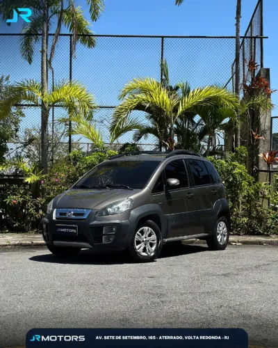 Fiat Idea Adv./ Adv.lock.dualogic 1.8 Flex 5P 2013