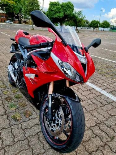 TRIUMPH DAYTONA ABS 675 IMPECÁVEL