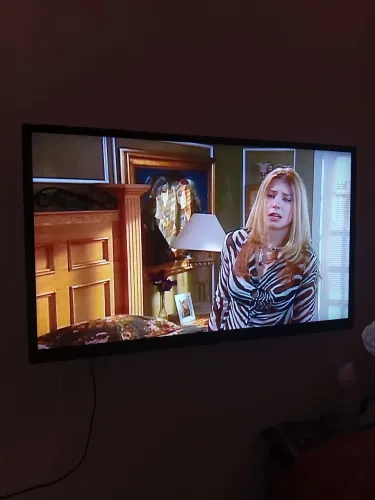 Tv philco roku novinha em perfeito estado