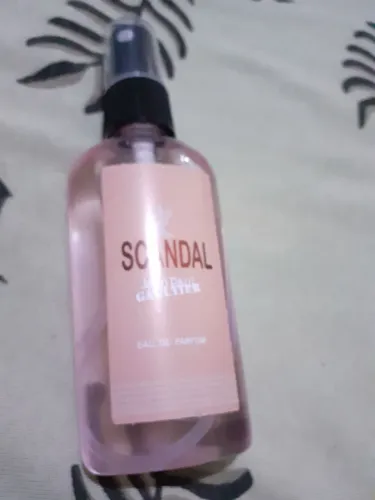 Perfume feminino