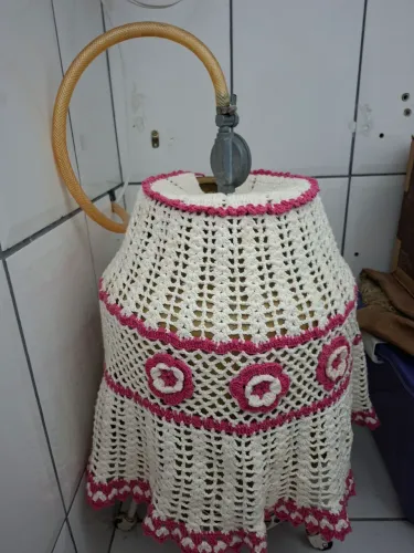 Vendo linda capa de botijao de croché nova 