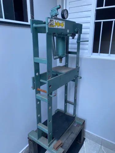 Prensa hidráulica 15T