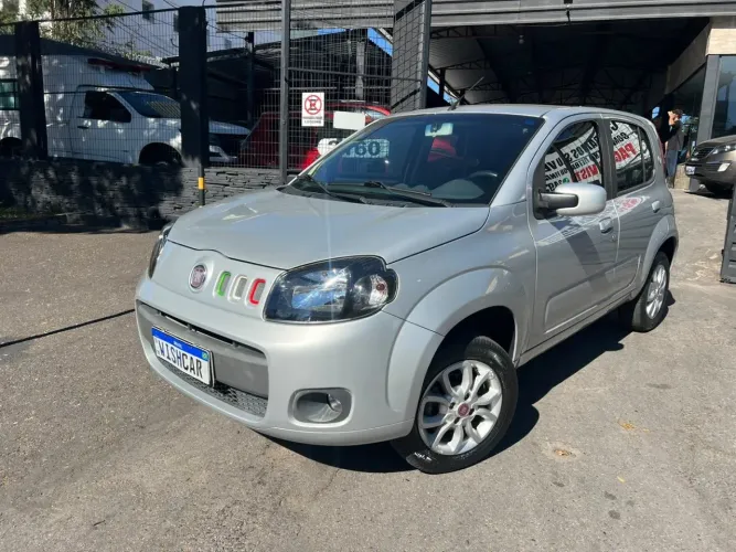 Fiat Uno Vivace/rua 1.0 EVO Fire Flex 8V 5P 2013