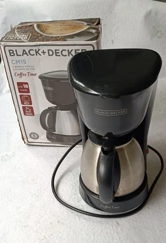 Cafeteira elétrica Black Decker 18xícaras CM15 inox
