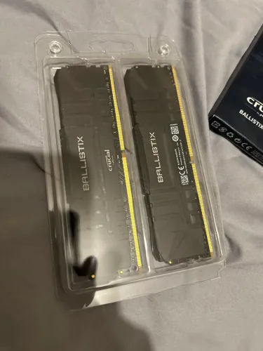 Kit Memória DDR4 8GB Crucial Ballistix 2400MHz (2x4GB) - Usad