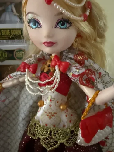 Apple white legacy day ever after high