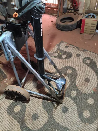 Motor Toyama de 7 HP de 210 cilindradas 4 tempos preparado para ter mais conforto e segura
