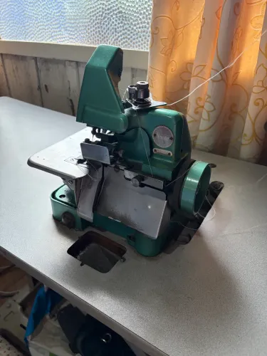 Overlock máquina de Costura