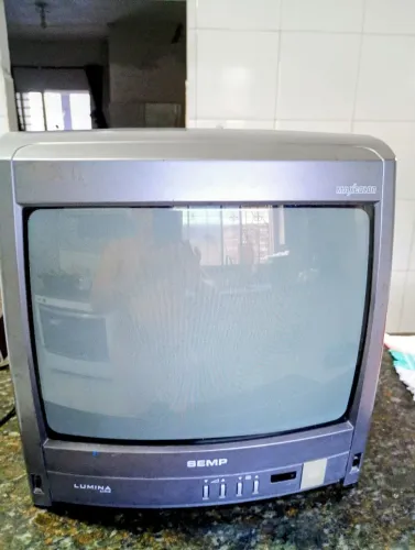 Televisão