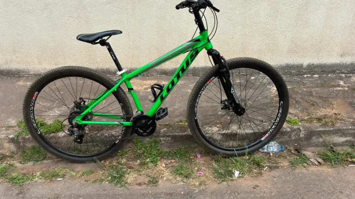 Bicicleta lotus aro 29 quadro 15