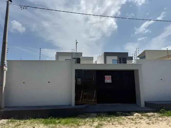 Casa a venda no Araçagy, não perca essa oportunidade! 3 Quartos e 2 Banheiros