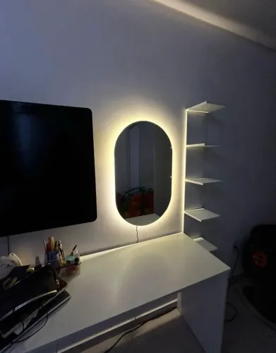 ESPELHO LED + TORRE DE PRATELEIRAS