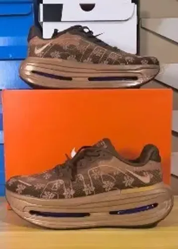 Nike Vomero Premium Flat Stout Marrom