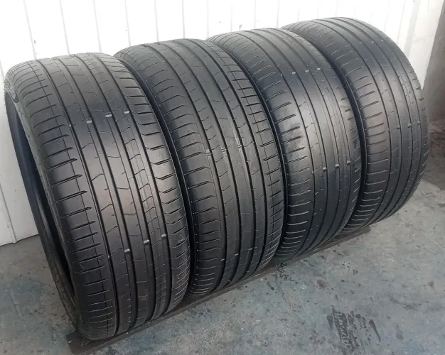 Pneu 275/35 aro 22 Pirelli P Zero